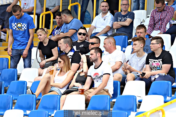 Nice 1 liga:  FKS STAL MIELEC - POGOŃ SIEDLCE