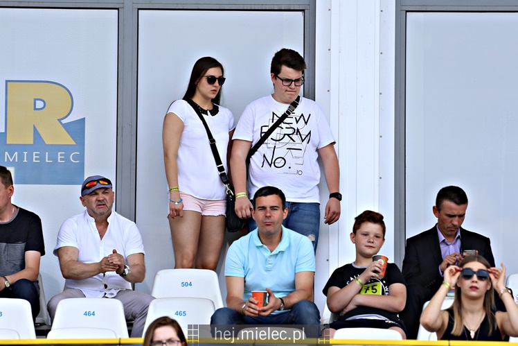 Nice 1 liga:  FKS STAL MIELEC - POGOŃ SIEDLCE