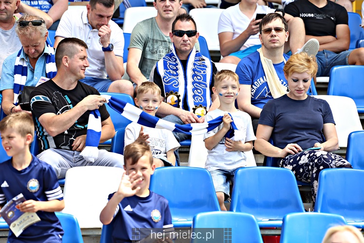 Nice 1 liga:  FKS STAL MIELEC - POGOŃ SIEDLCE
