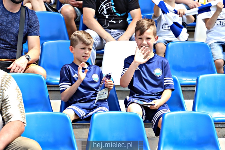 Nice 1 liga:  FKS STAL MIELEC - POGOŃ SIEDLCE