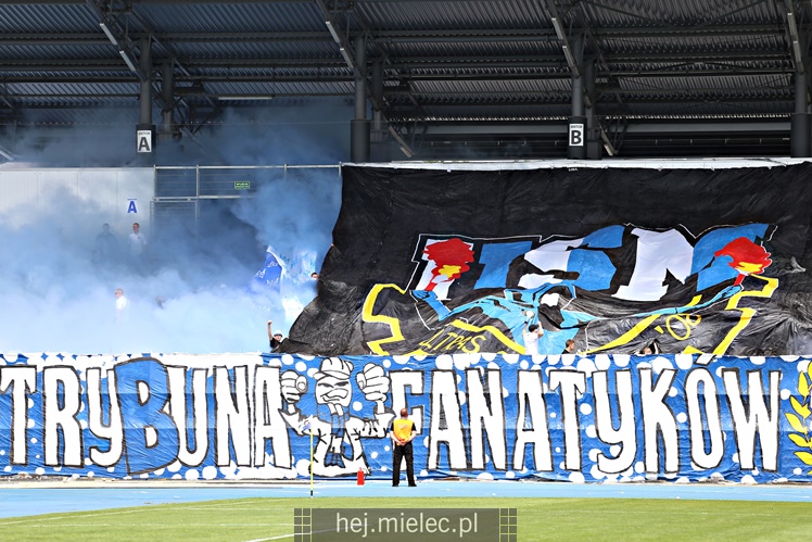 Nice 1 liga:  FKS STAL MIELEC - POGOŃ SIEDLCE