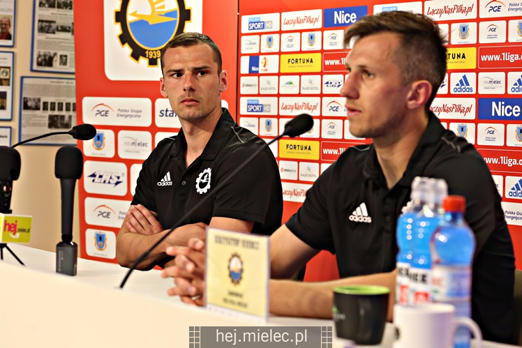Nice 1 liga:  FKS STAL MIELEC - POGOŃ SIEDLCE