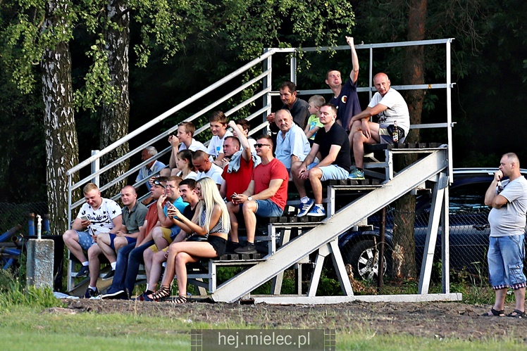 Klasa A: Smoczanka Mielec - Dromader Chrząstów