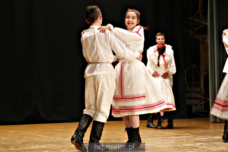 Koncert Dziecięcego Zespołu Tanecznego Abrakadabra