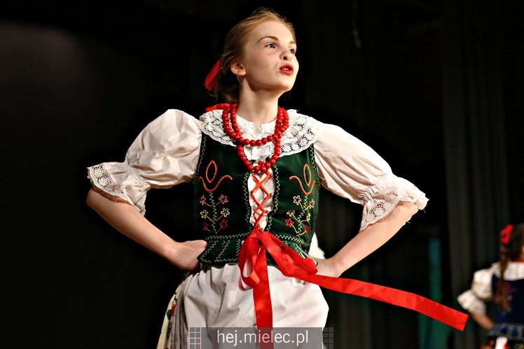 Koncert Dziecięcego Zespołu Tanecznego Abrakadabra