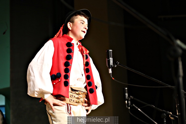Koncert Dziecięcego Zespołu Tanecznego Abrakadabra