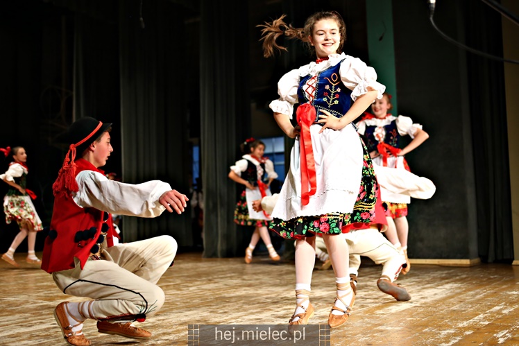 Koncert Dziecięcego Zespołu Tanecznego Abrakadabra