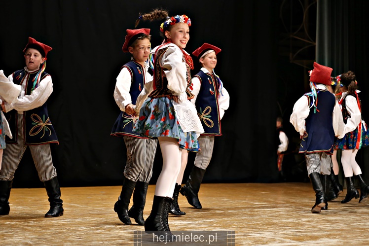 Koncert Dziecięcego Zespołu Tanecznego Abrakadabra
