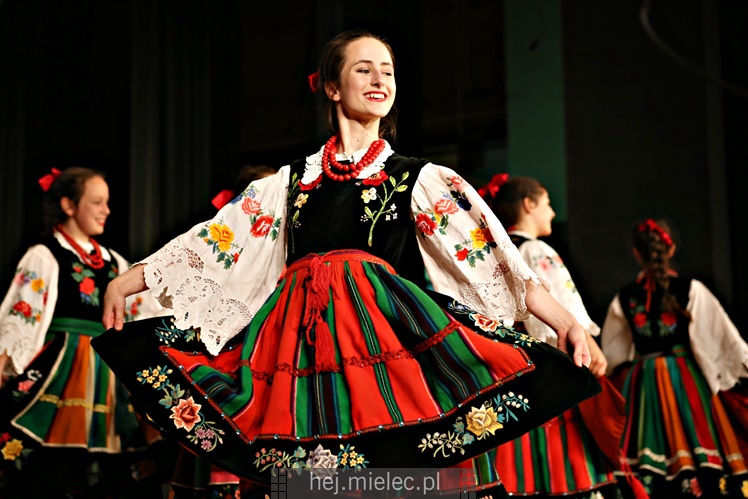 Koncert Dziecięcego Zespołu Tanecznego Abrakadabra