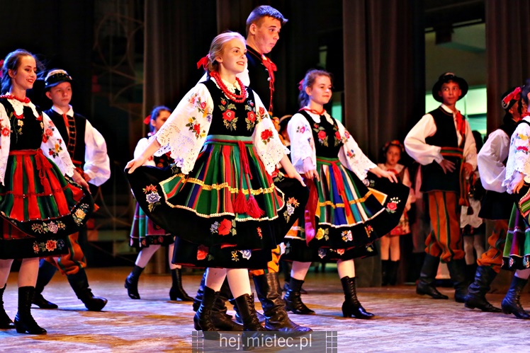 Koncert Dziecięcego Zespołu Tanecznego Abrakadabra