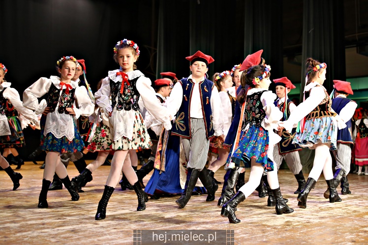 Koncert Dziecięcego Zespołu Tanecznego Abrakadabra