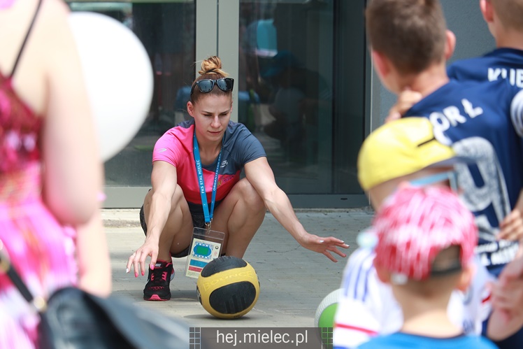 Sektor rodzinny podczas meczu Stal Mielec - Pogoń Siedlce