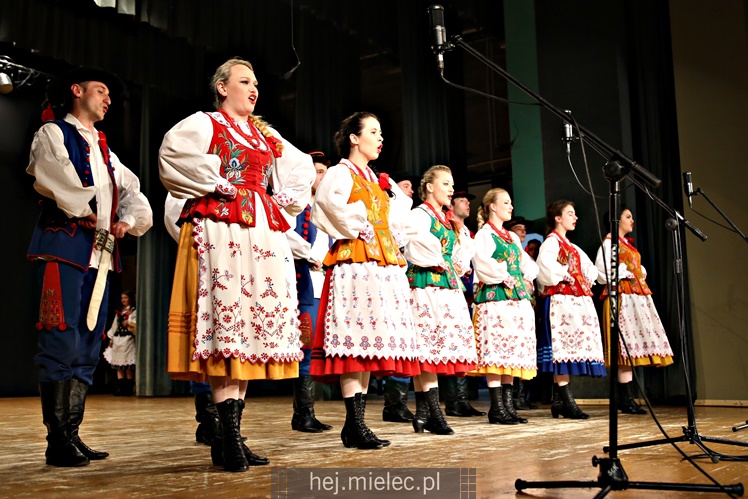 Koncert Zespołu Pieśni i Tańca ?Mali Rzeszowiacy?