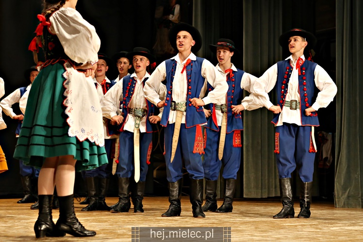 Koncert Zespołu Pieśni i Tańca ?Mali Rzeszowiacy?