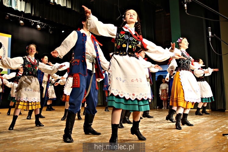 Koncert Zespołu Pieśni i Tańca ?Mali Rzeszowiacy?