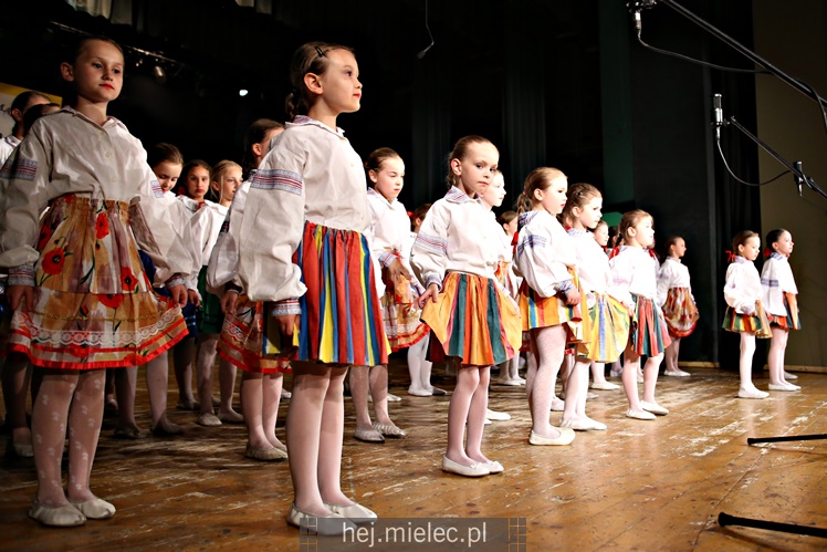 Koncert Zespołu Pieśni i Tańca ?Mali Rzeszowiacy?