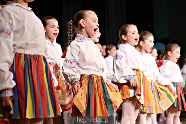 Koncert Zespołu Pieśni i Tańca ?Mali Rzeszowiacy?