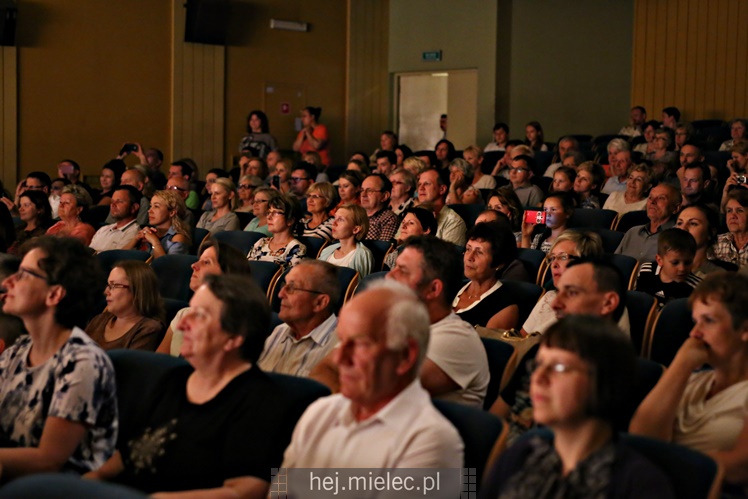 Koncert Zespołu Pieśni i Tańca ?Mali Rzeszowiacy?