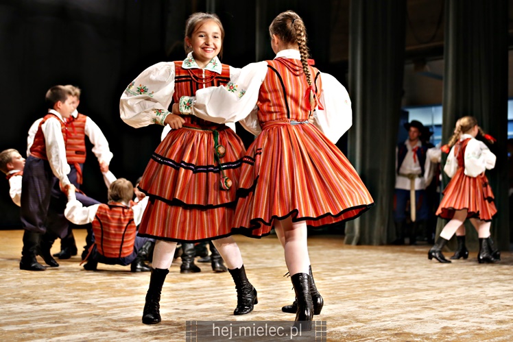 Koncert Zespołu Pieśni i Tańca ?Mali Rzeszowiacy?