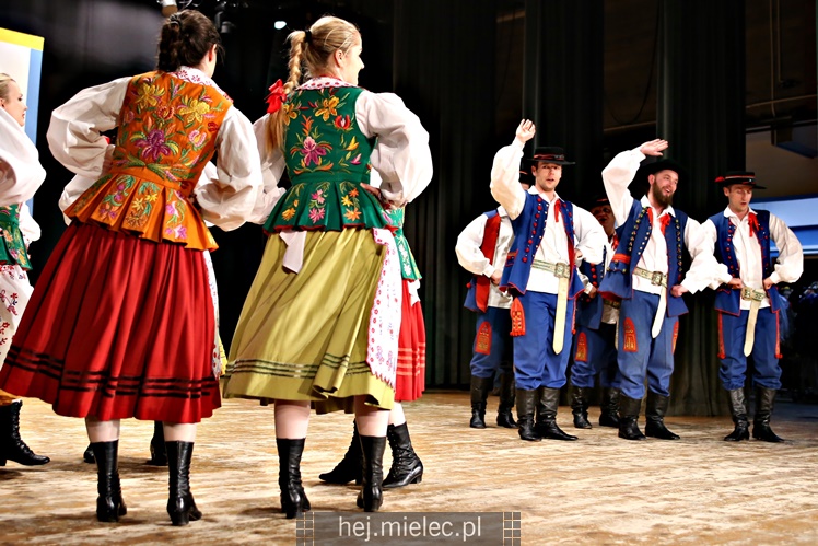 Koncert Zespołu Pieśni i Tańca ?Mali Rzeszowiacy?