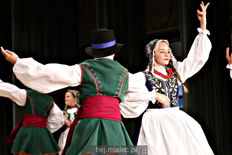 Koncert Zespołu Pieśni i Tańca ?Mali Rzeszowiacy?