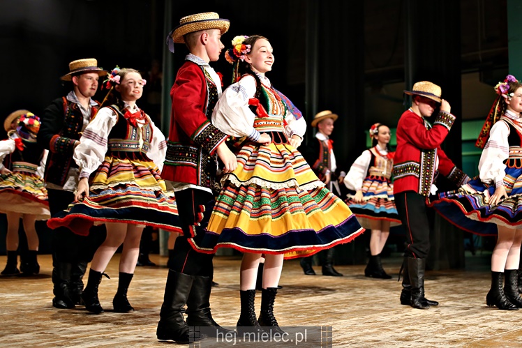 Koncert Zespołu Pieśni i Tańca ?Mali Rzeszowiacy?