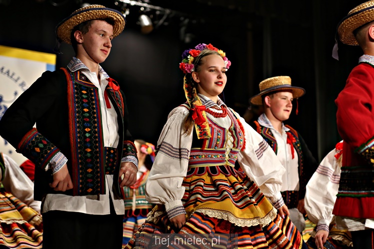 Koncert Zespołu Pieśni i Tańca ?Mali Rzeszowiacy?