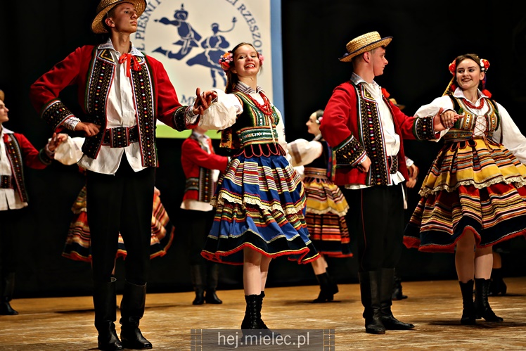 Koncert Zespołu Pieśni i Tańca ?Mali Rzeszowiacy?