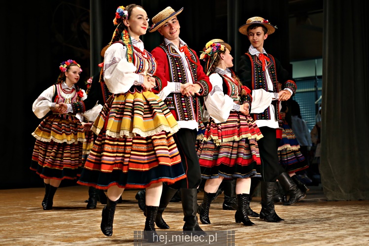 Koncert Zespołu Pieśni i Tańca ?Mali Rzeszowiacy?