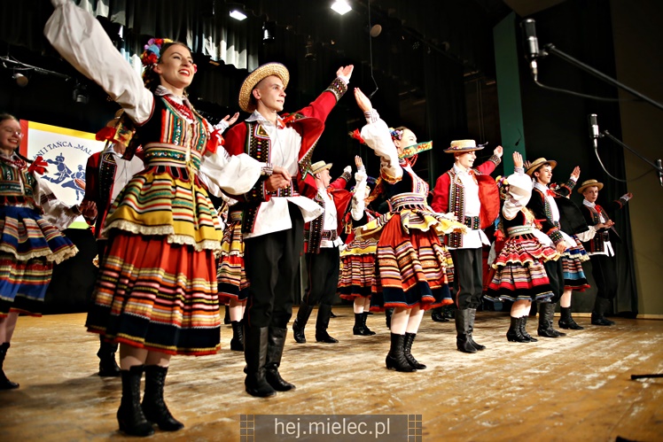 Koncert Zespołu Pieśni i Tańca ?Mali Rzeszowiacy?