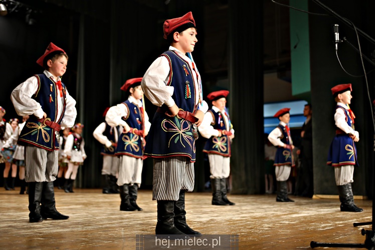 Koncert Zespołu Pieśni i Tańca ?Mali Rzeszowiacy?