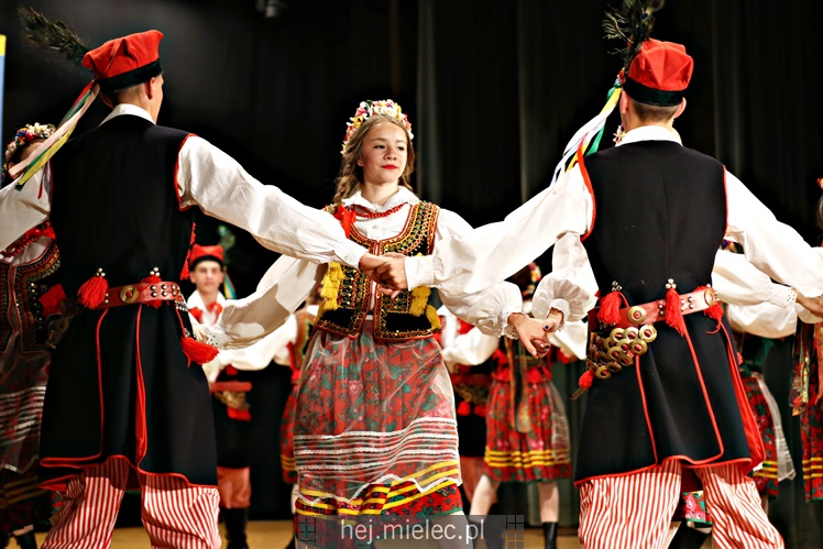 Koncert Zespołu Pieśni i Tańca ?Mali Rzeszowiacy?