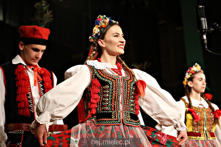 Koncert Zespołu Pieśni i Tańca ?Mali Rzeszowiacy?