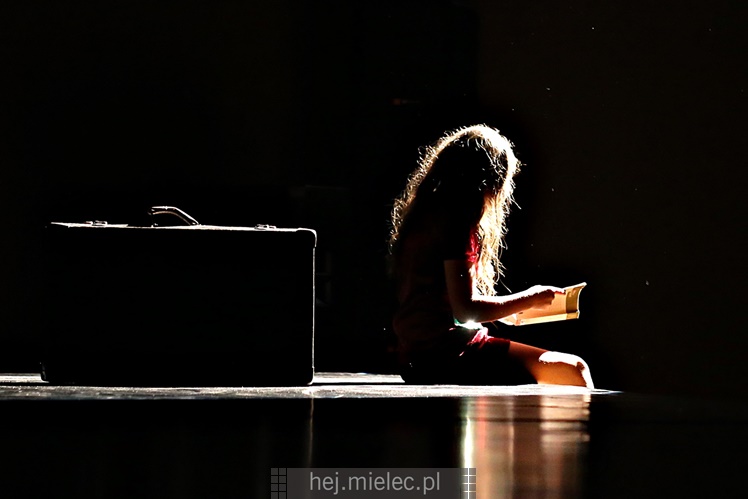 Koncert zespołów tańca nowoczesnego
