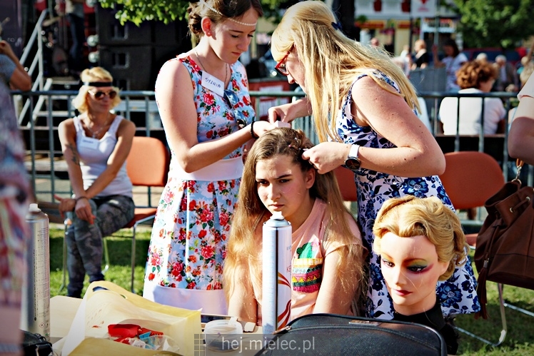 Piknik w stylu II RP na mieleckim Rynku