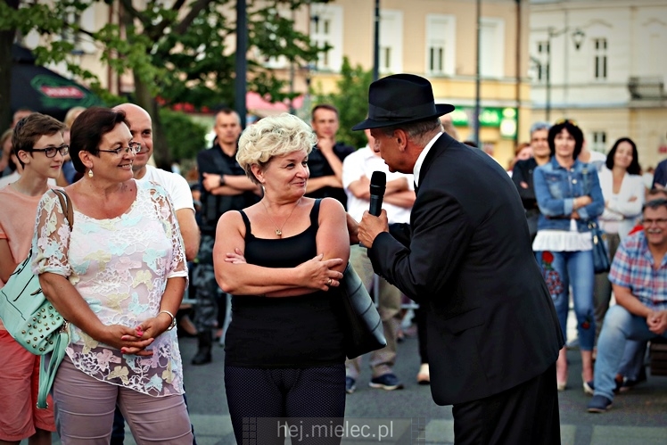Piknik w stylu II RP na mieleckim Rynku