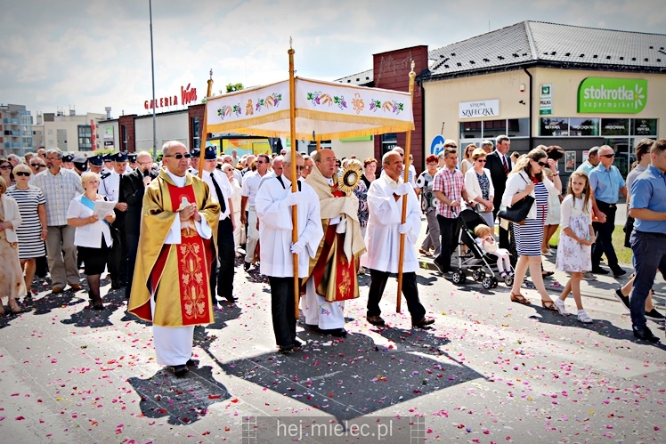 Boże Ciało 2017 w parafii Trójcy Przenajświętszej