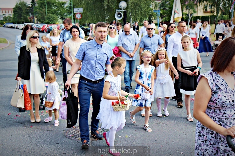 Boże Ciało 2017 w parafii Trójcy Przenajświętszej