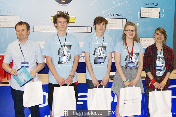 ZST Mielec zdominował finał ogólnopolskiego konkursu robotyki Diversity 2017