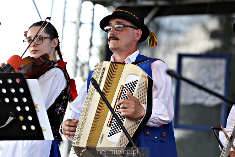 X Podkarpacki Jarmark Ludowy ROZTAŃCZONY CHORZELÓW