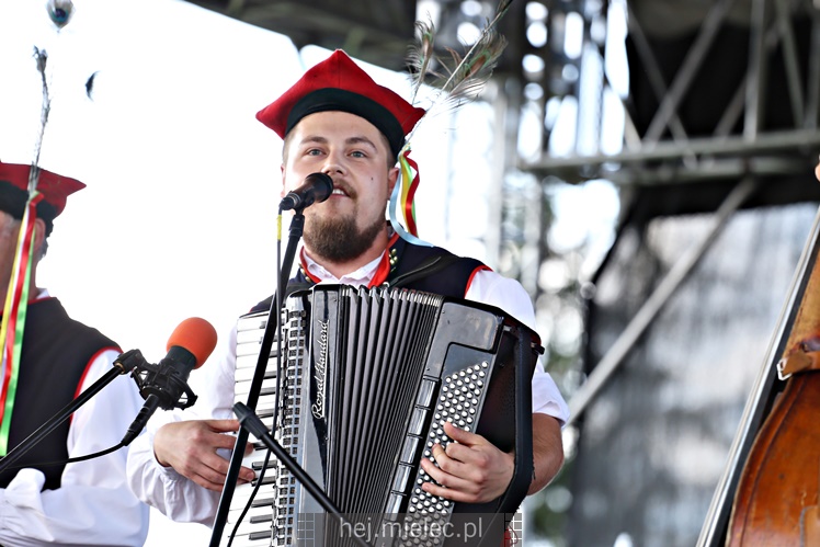 X Podkarpacki Jarmark Ludowy ROZTAŃCZONY CHORZELÓW