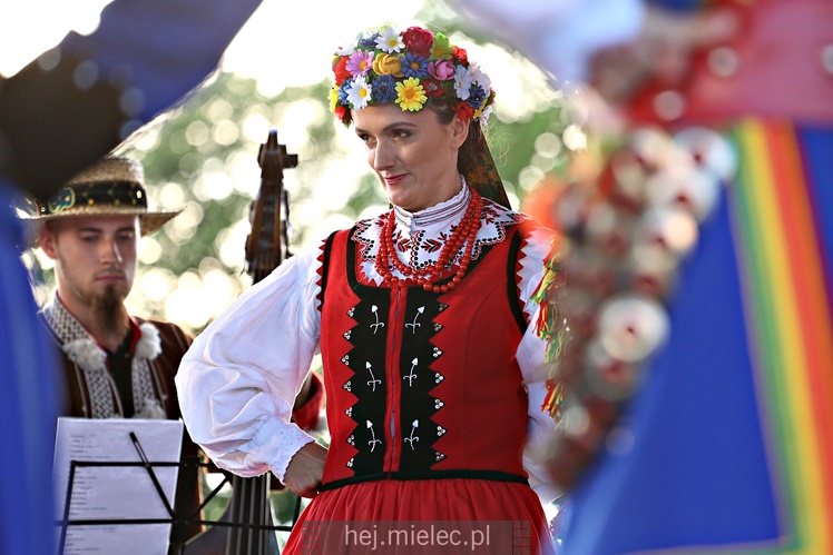 X Podkarpacki Jarmark Ludowy ROZTAŃCZONY CHORZELÓW