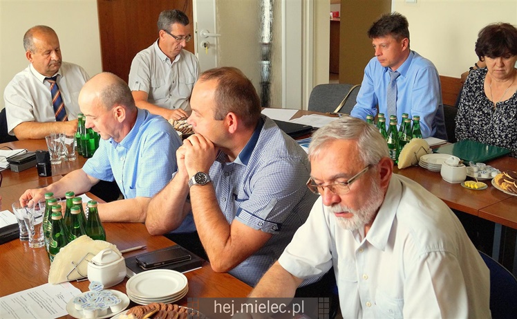 Samorządowcy dyskutowali o gospodarce ściekowej w powiecie mieleckim