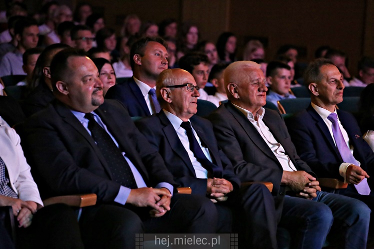 Młodzi Nieprzeciętni 2017