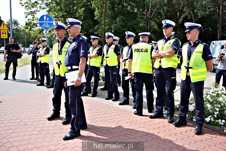 Wojewódzkie eliminacje konkursu ?Policjant Ruchu Drogowego?