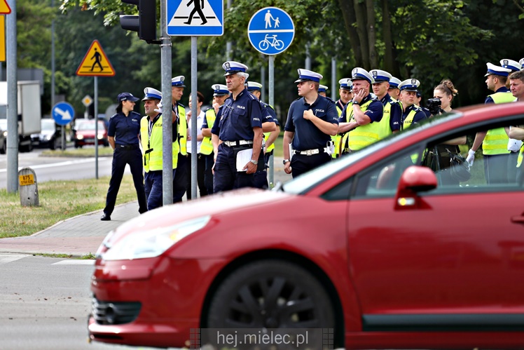 Wojewódzkie eliminacje konkursu ?Policjant Ruchu Drogowego?