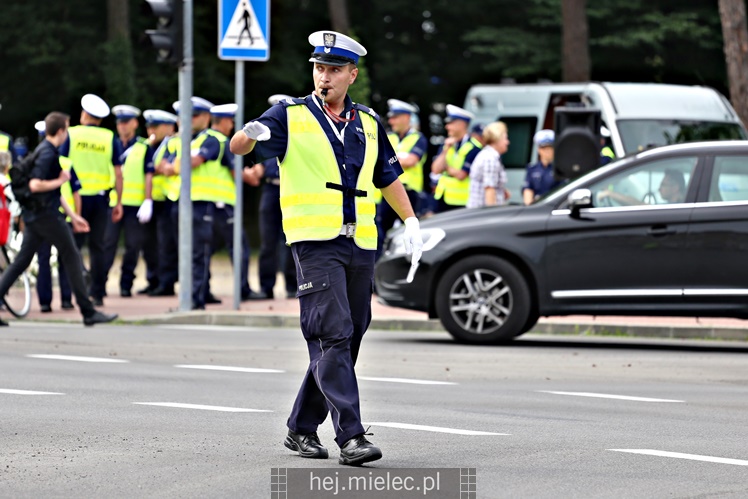 Wojewódzkie eliminacje konkursu ?Policjant Ruchu Drogowego?