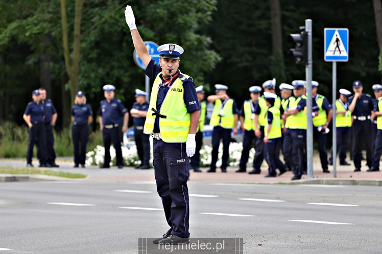 Wojewódzkie eliminacje konkursu ?Policjant Ruchu Drogowego?