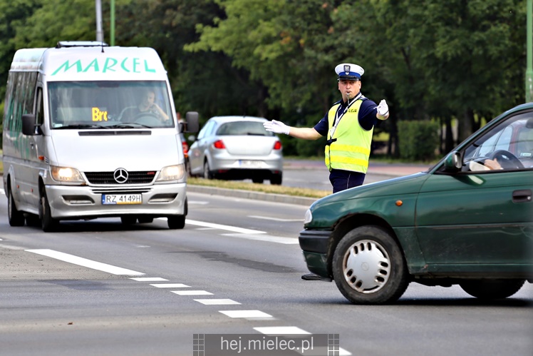 Wojewódzkie eliminacje konkursu ?Policjant Ruchu Drogowego?