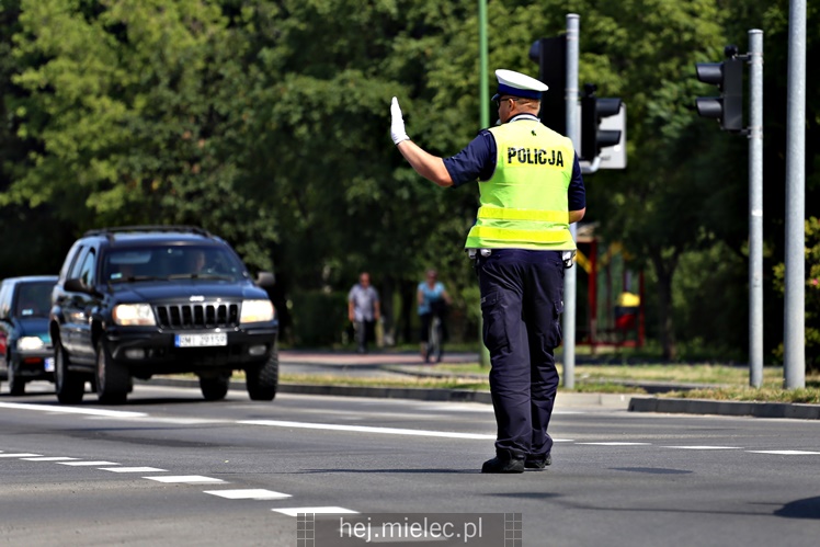 Wojewódzkie eliminacje konkursu ?Policjant Ruchu Drogowego?